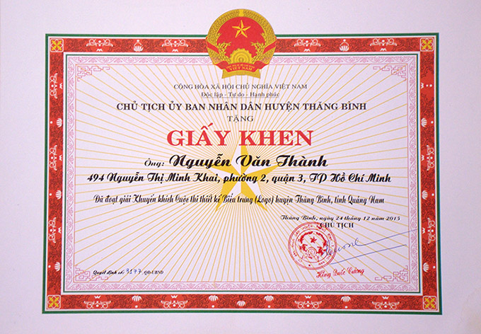 giay khen thi thiet ke logo